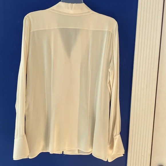 Brooks Brothers, size 12, silk, French cuffs; double placket, collar & cuffs EUC - Picture 3 of 8